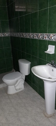 SE VENDE CASA C CORDOBA 3 PISOS INDEPENDIENTES, BENF RENTA RQ