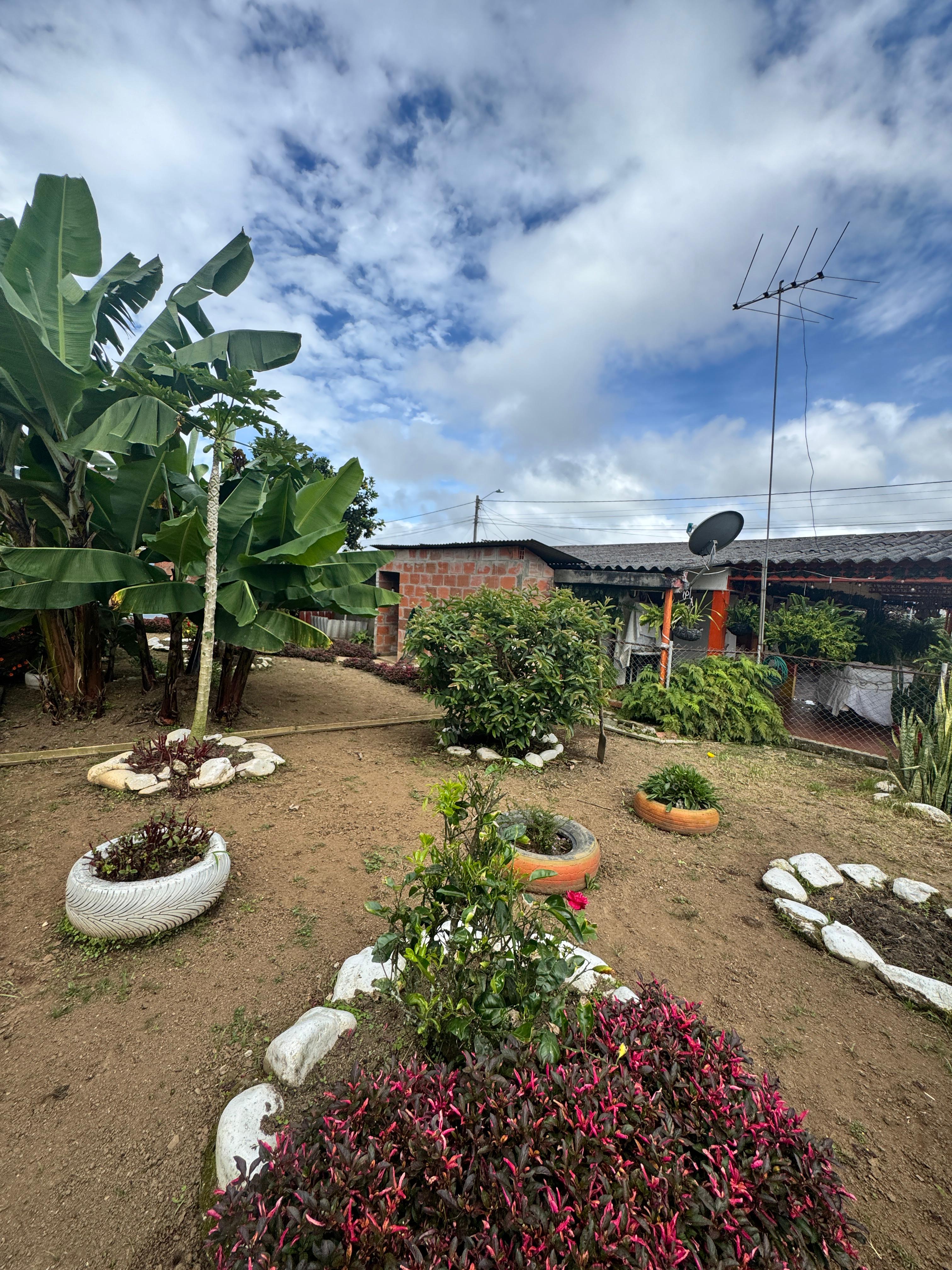 VENTA DE CASA CAMPESTRE EN EL QUEREMAL YK