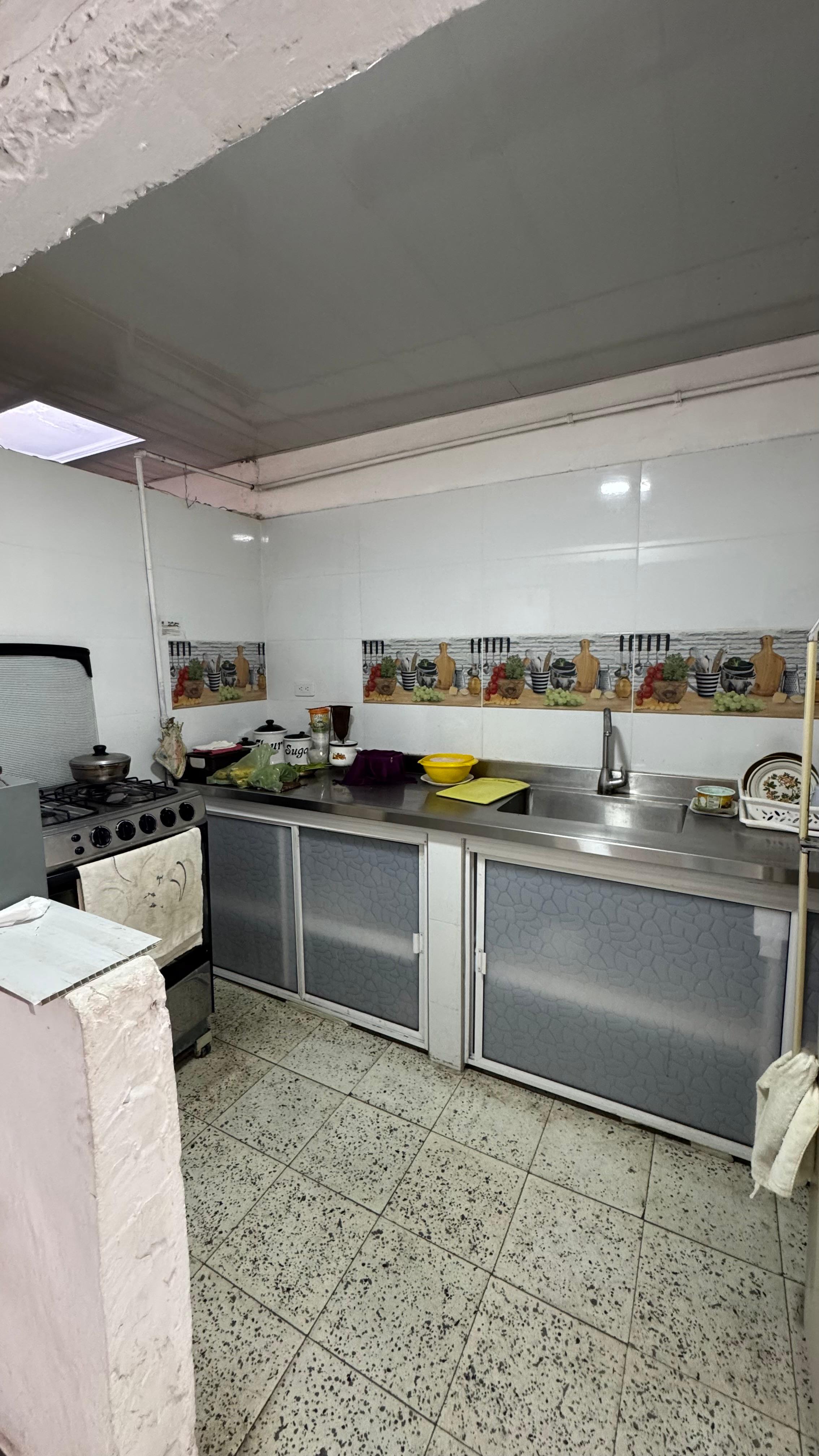VENTA CASA BARRIO SANTA ELENA