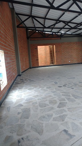 SE VENDE EDIFICIO BRETAÑA RP