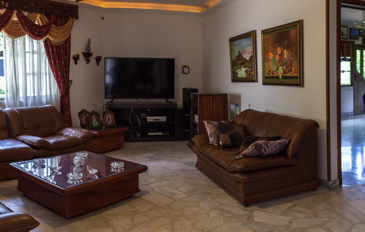 SE VENDE Y SE ALQUILA CASA CAMPESTRE EXTERNA EN PANCE