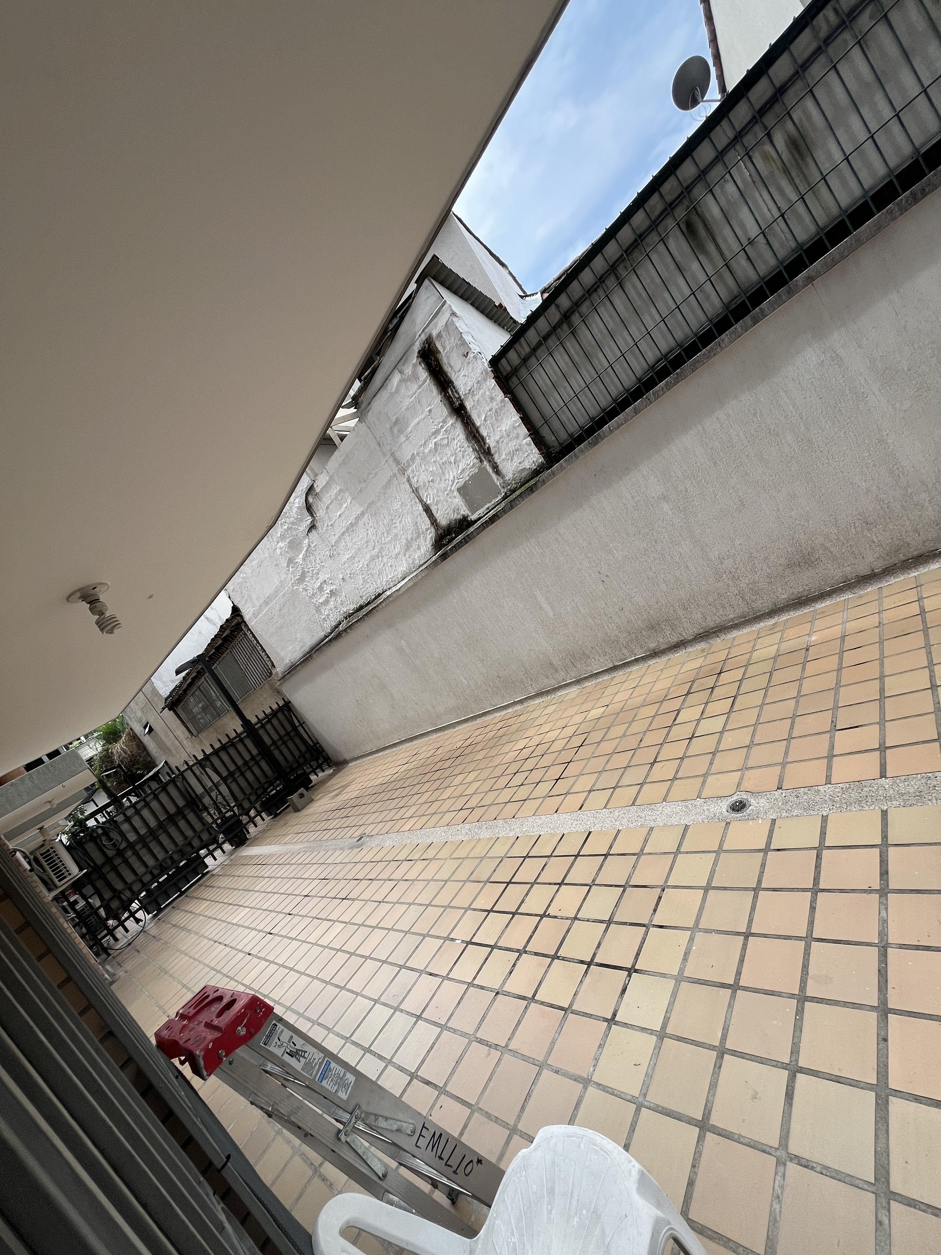 VENDO APARTAMENTO PRIMER PISO CON TERRAZA EN INGENIO