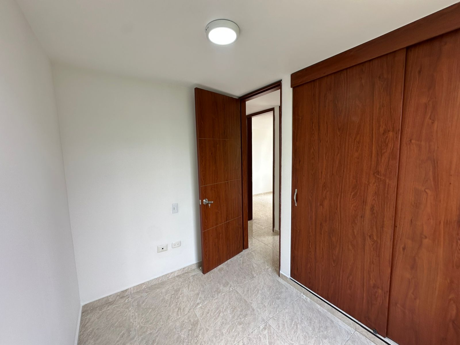 VENDO APARTAMENTO EN RESERVA DE MELENDEZ