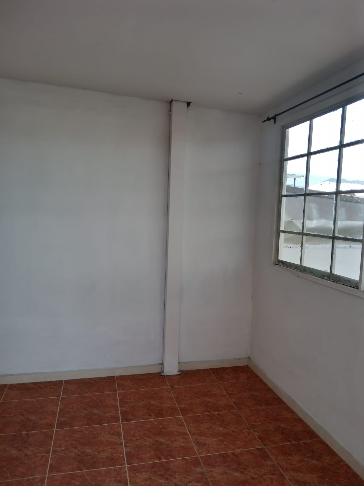 CASA MULTIFAMILIAR EN VENTA, B. NAPOLES, SUR, CALI CH-MN
