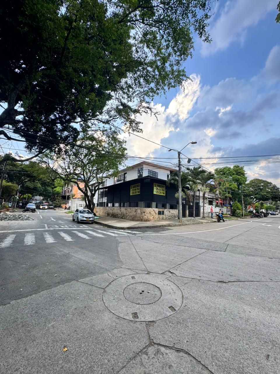 EDIFICIO ESQUINERO EN SAN FERNANDO