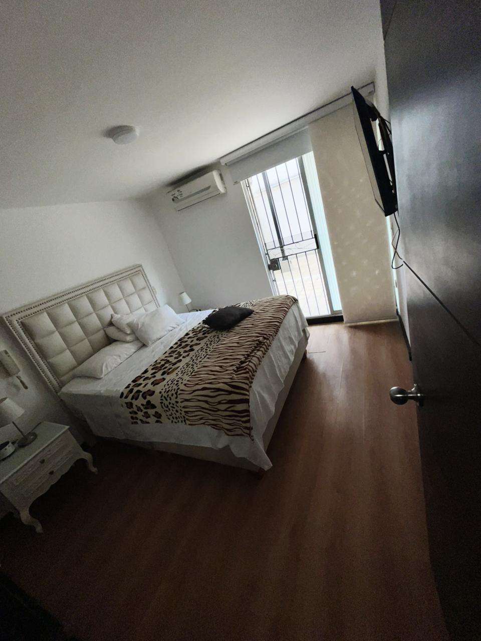 VENDO APARTAMENTO PRIMER PISO CON TERRAZA EN INGENIO