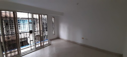 SE VENDE CASA C CORDOBA 3 PISOS INDEPENDIENTES, BENF RENTA RQ