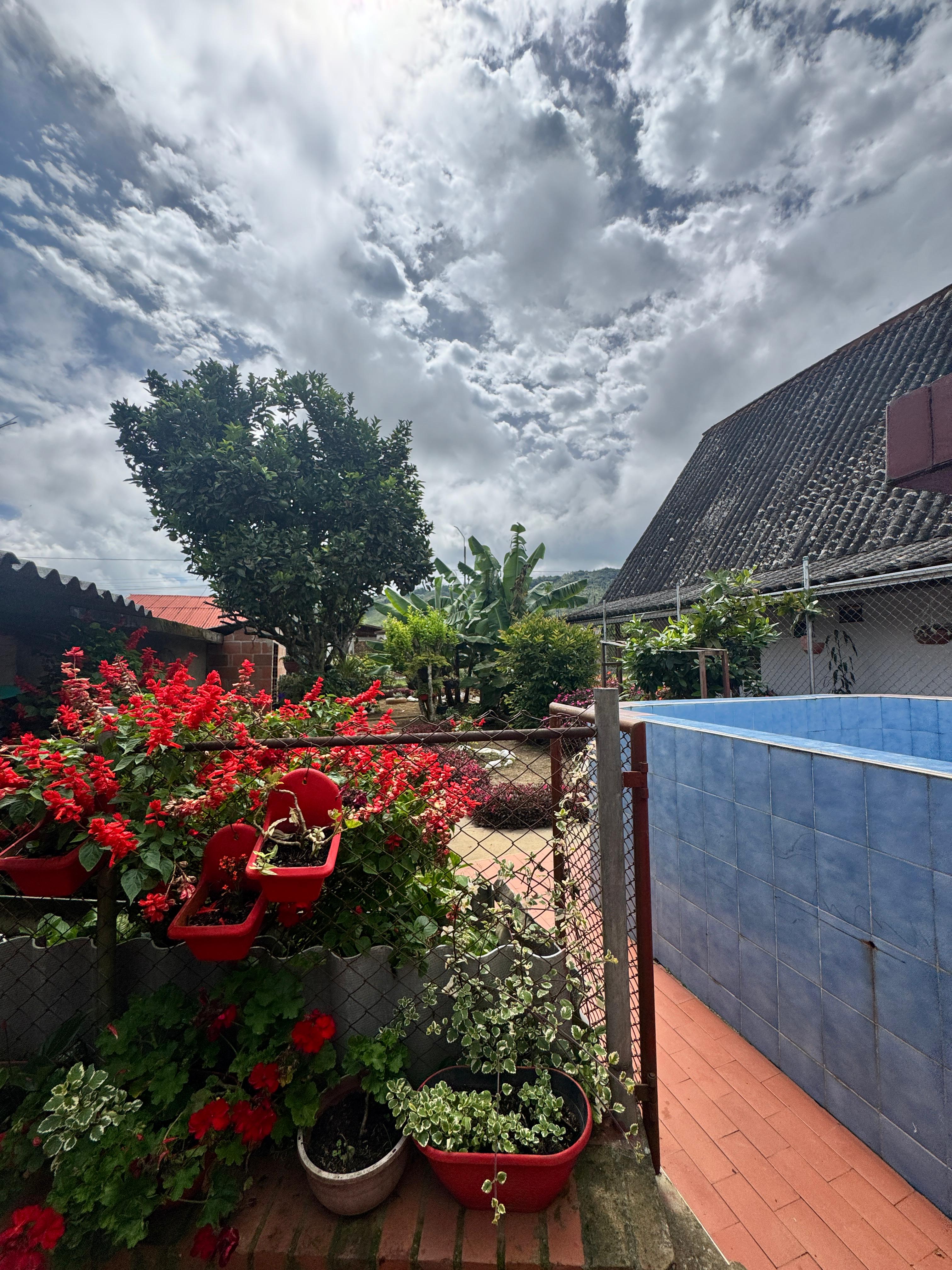 VENTA DE CASA CAMPESTRE EN EL QUEREMAL YK