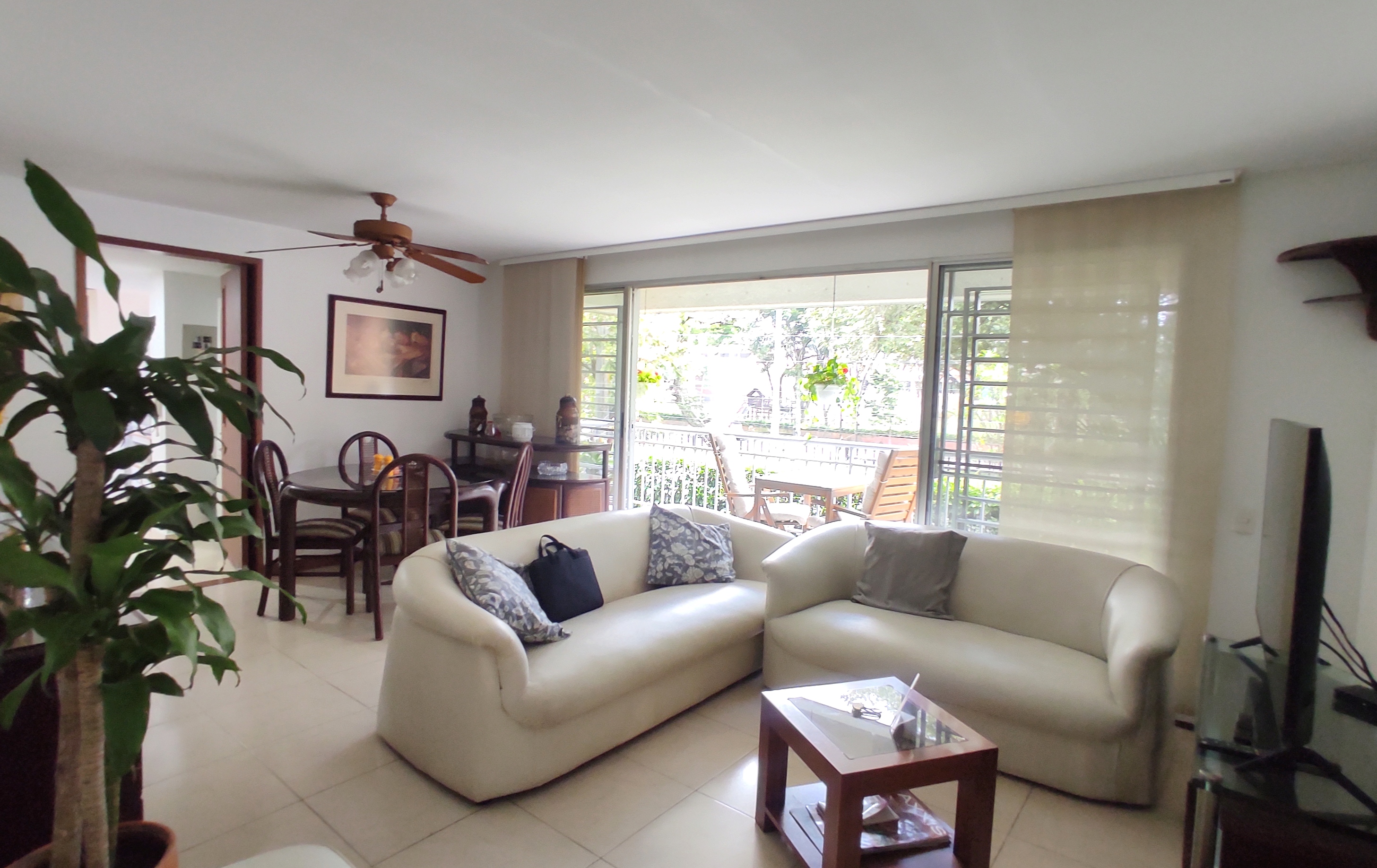 VENTA DE APARTAMENTO EN LA HACIENDA, CALI