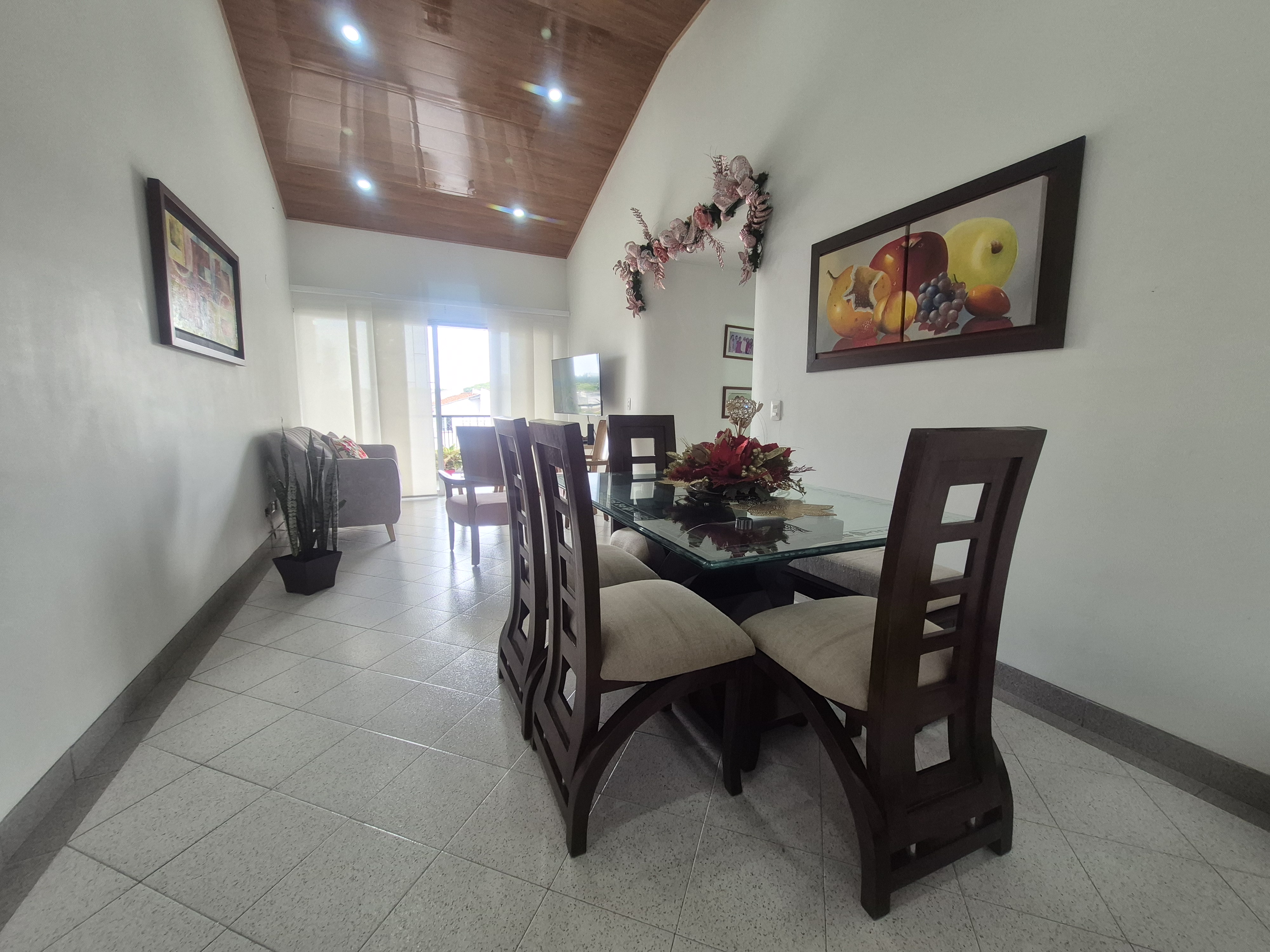 VENTA APARTAMENTO CAPRI, CALI