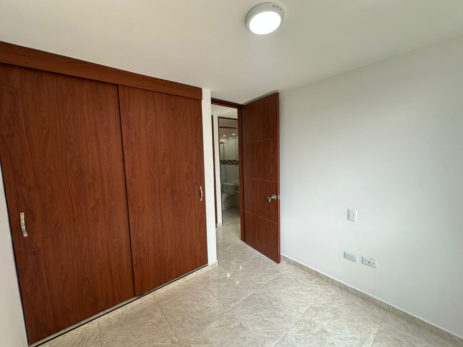 VENDO APARTAMENTO EN RESERVA DE MELENDEZ