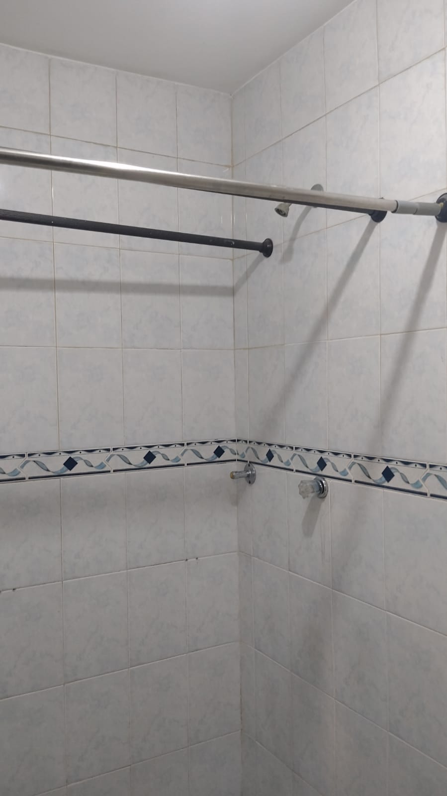 SE VENDE CASA BARRIO SANTA ISABEL
