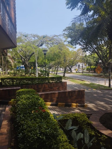 SE VENDE APARTAMENTO EN CAMINO REAL CALI RQ