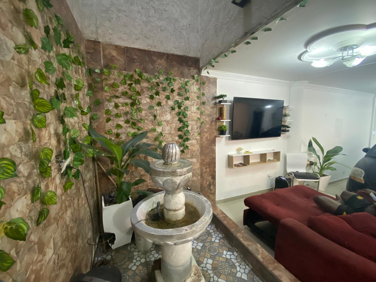 VENTA DE CASA UNIFAMILIAR EN CIUDAD 2000