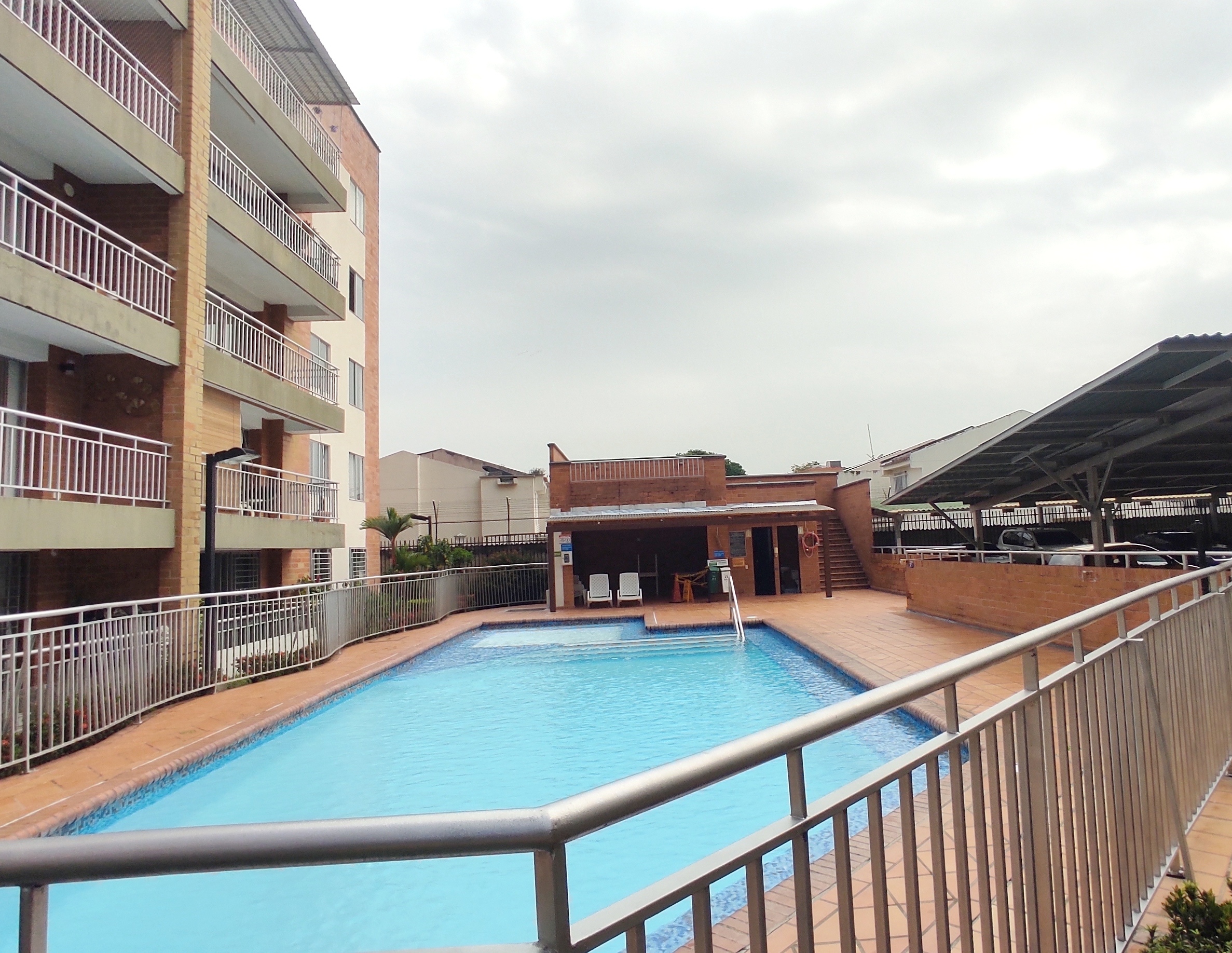 VENTA DE APARTAMENTO EN LA HACIENDA, CALI