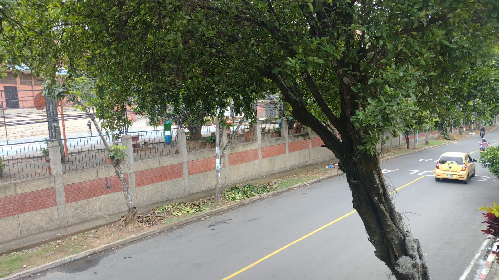 SE VENDE CASA BARRIO SANTA ISABEL