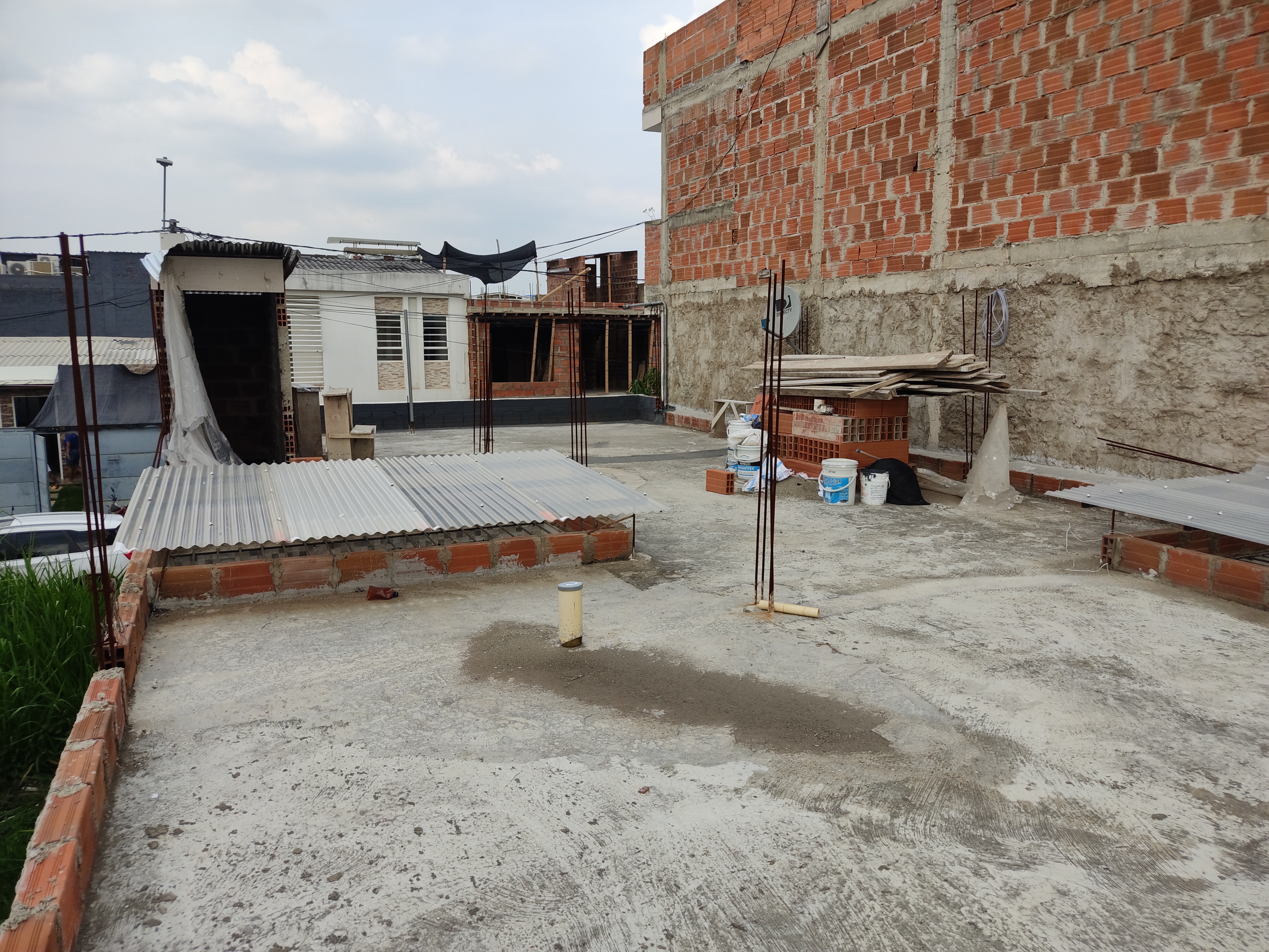 CASA EN VENTA AL SUR JAMUNDI LOS ANTURIOS