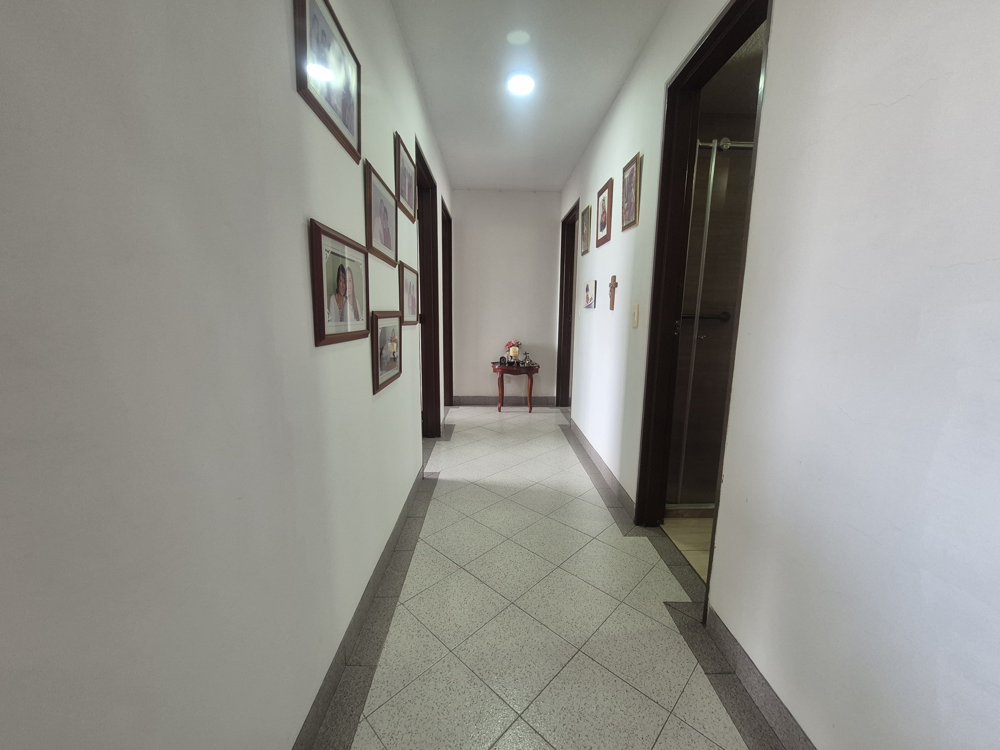 VENTA APARTAMENTO CAPRI, CALI