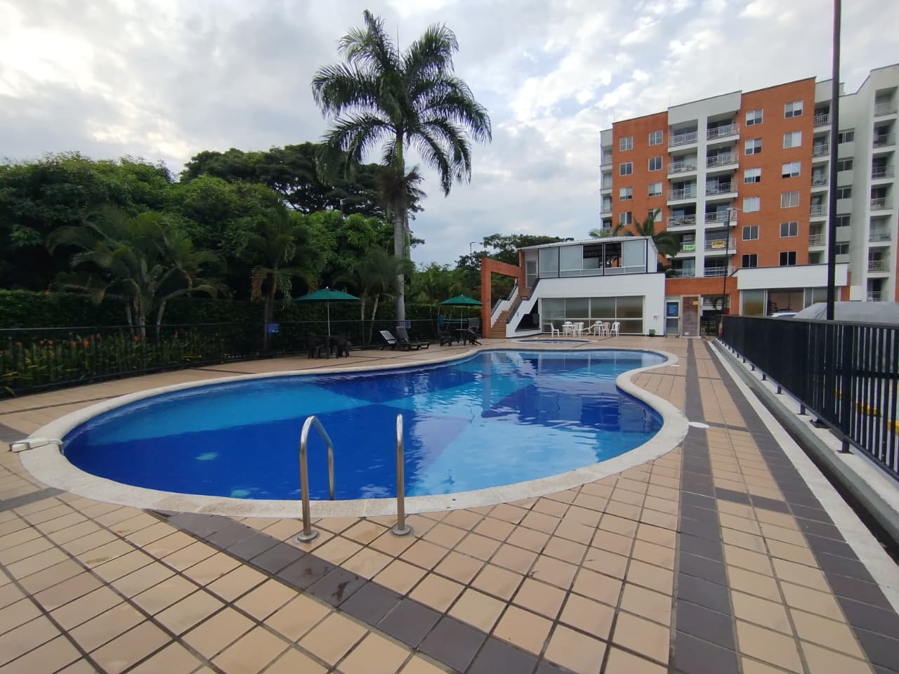 VENTA APARTAMENTO CONJUNTO PARQUES DE LA BOCHA S/A SUR DE CALI