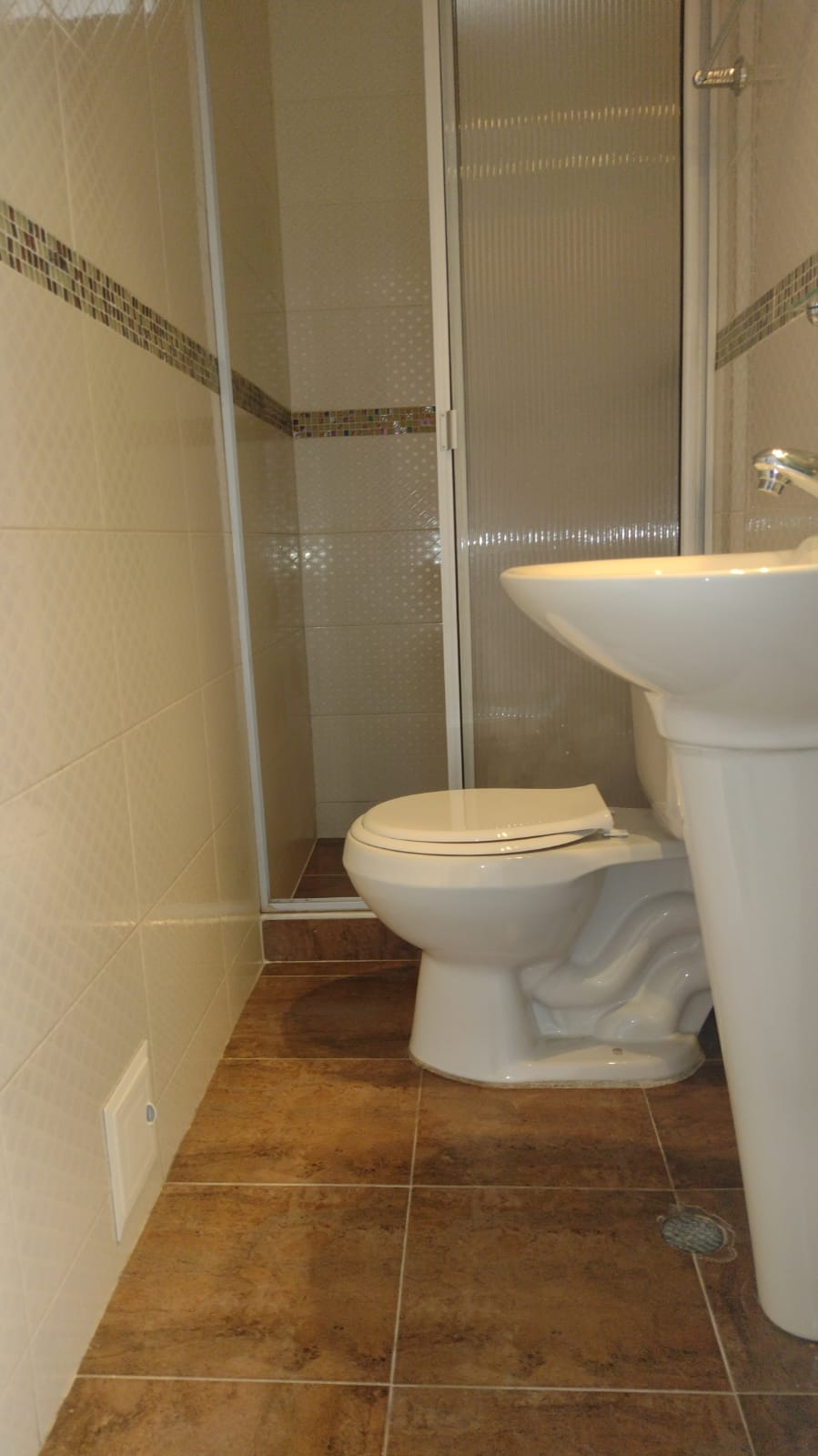 SE VENDE CASA BARRIO SANTA ISABEL