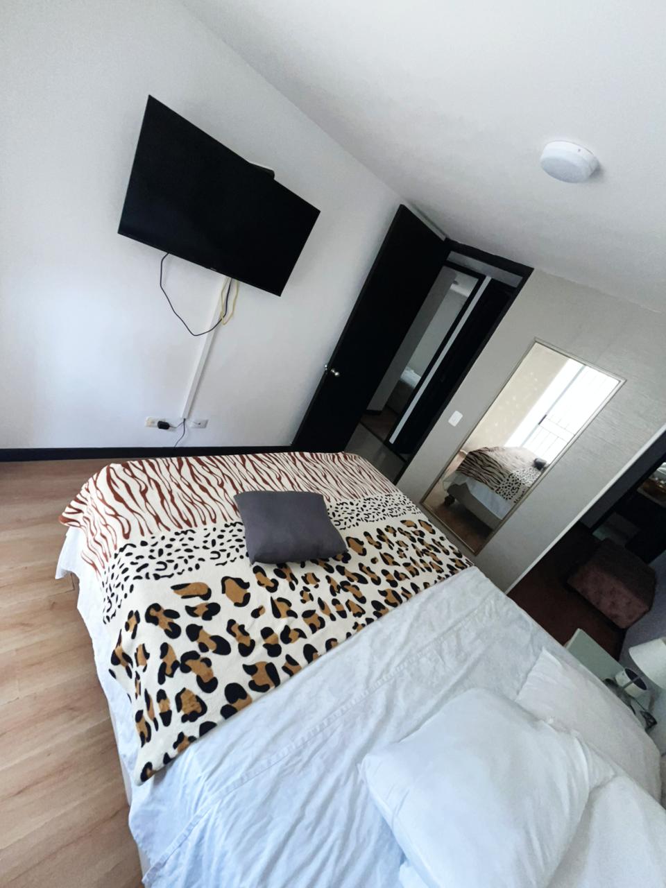 VENDO APARTAMENTO PRIMER PISO CON TERRAZA EN INGENIO