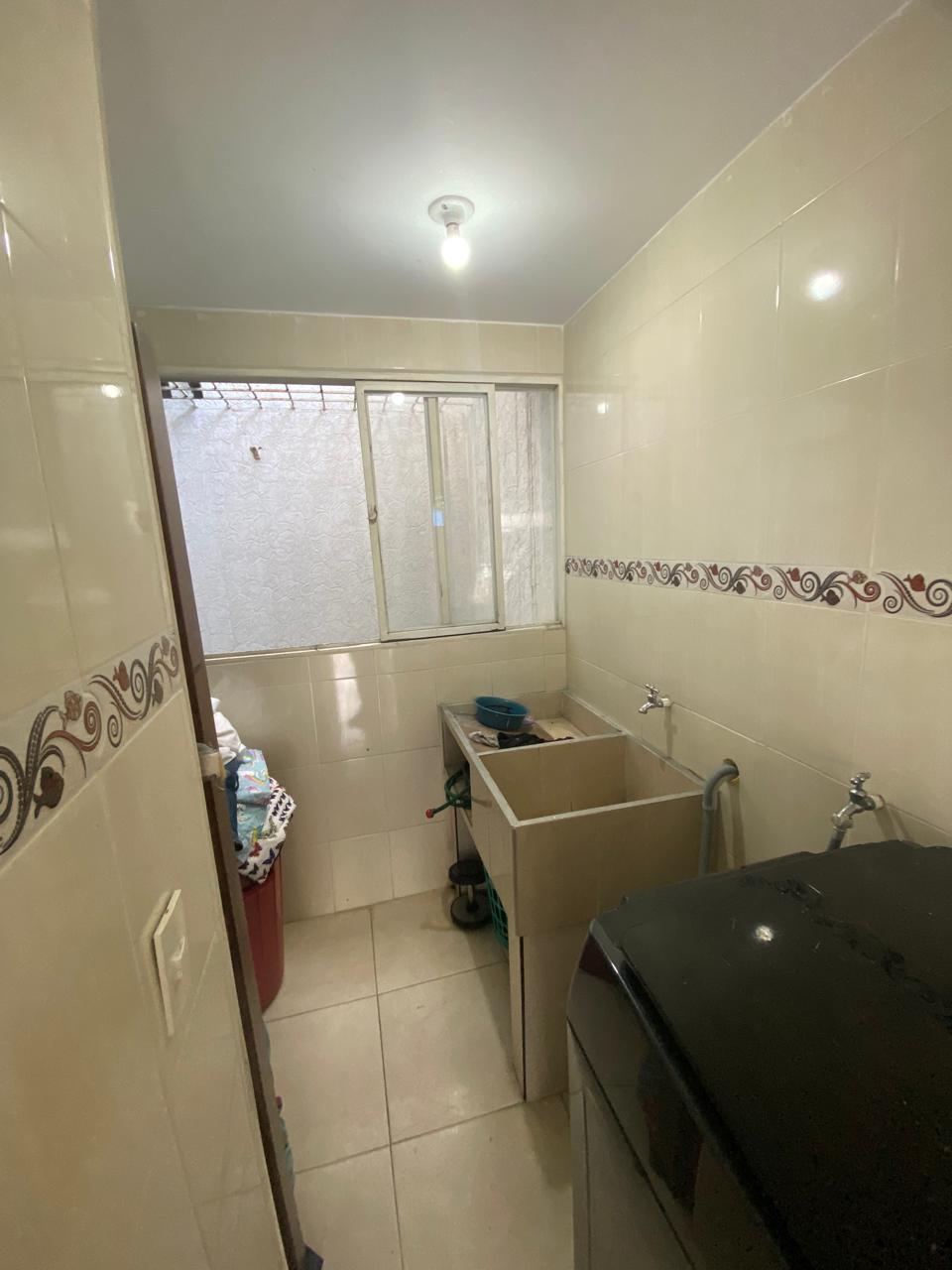 VENTA DE CASA UNIFAMILIAR EN CIUDAD 2000