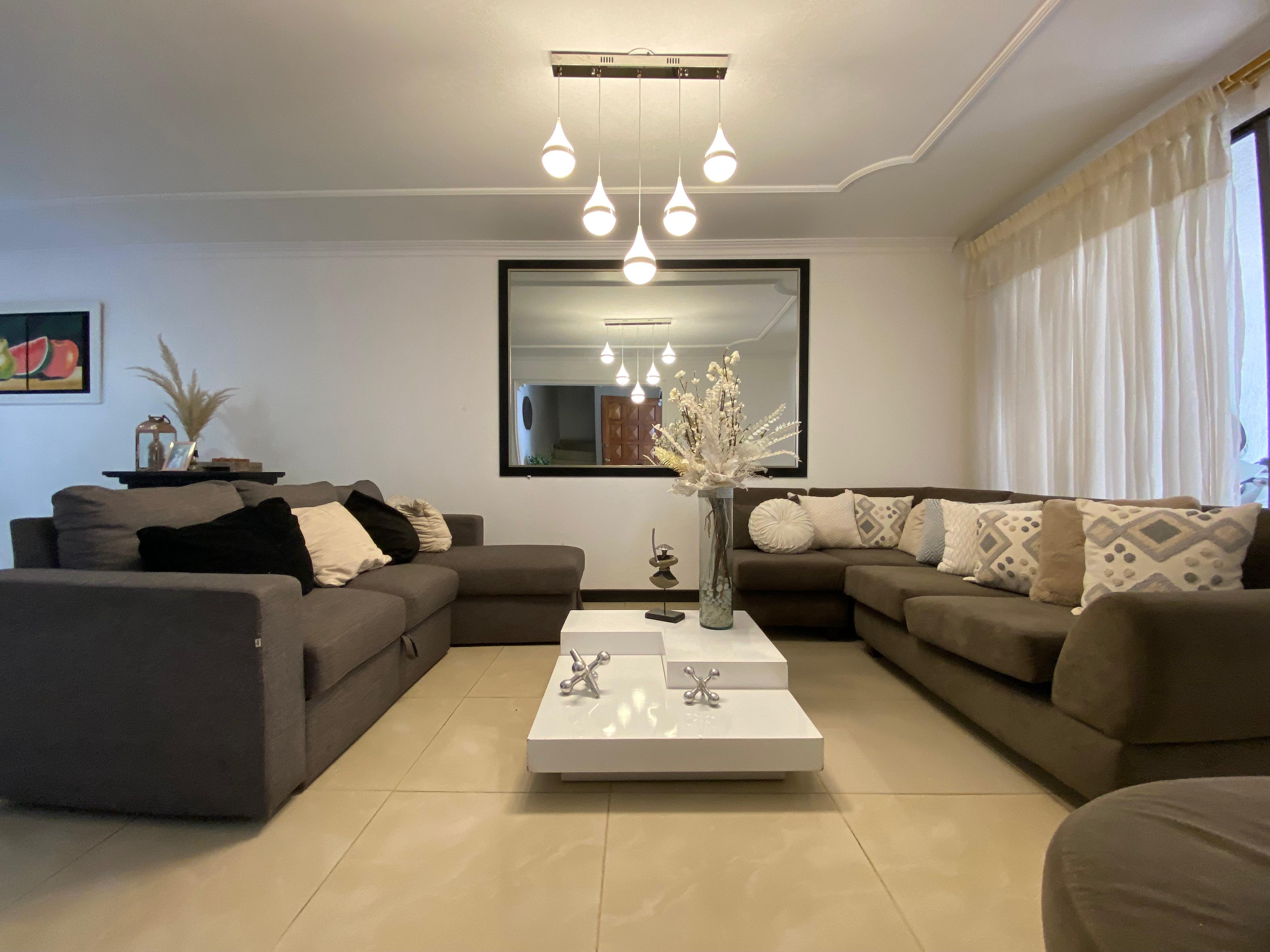 VENTA CASA CIUDADELA DEL RIO MELENDEZ