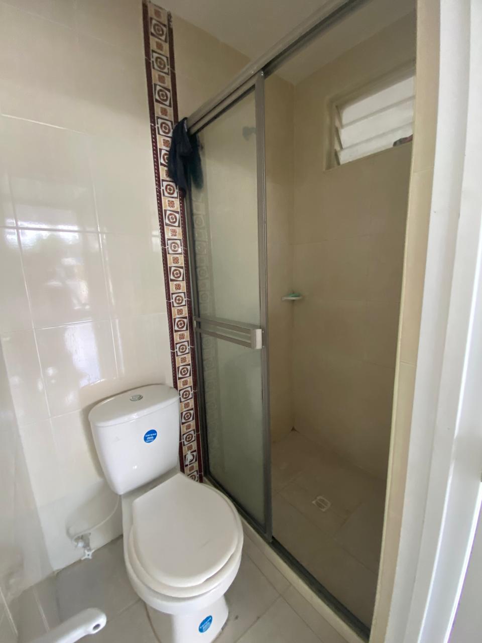VENTA DE CASA UNIFAMILIAR EN CIUDAD 2000