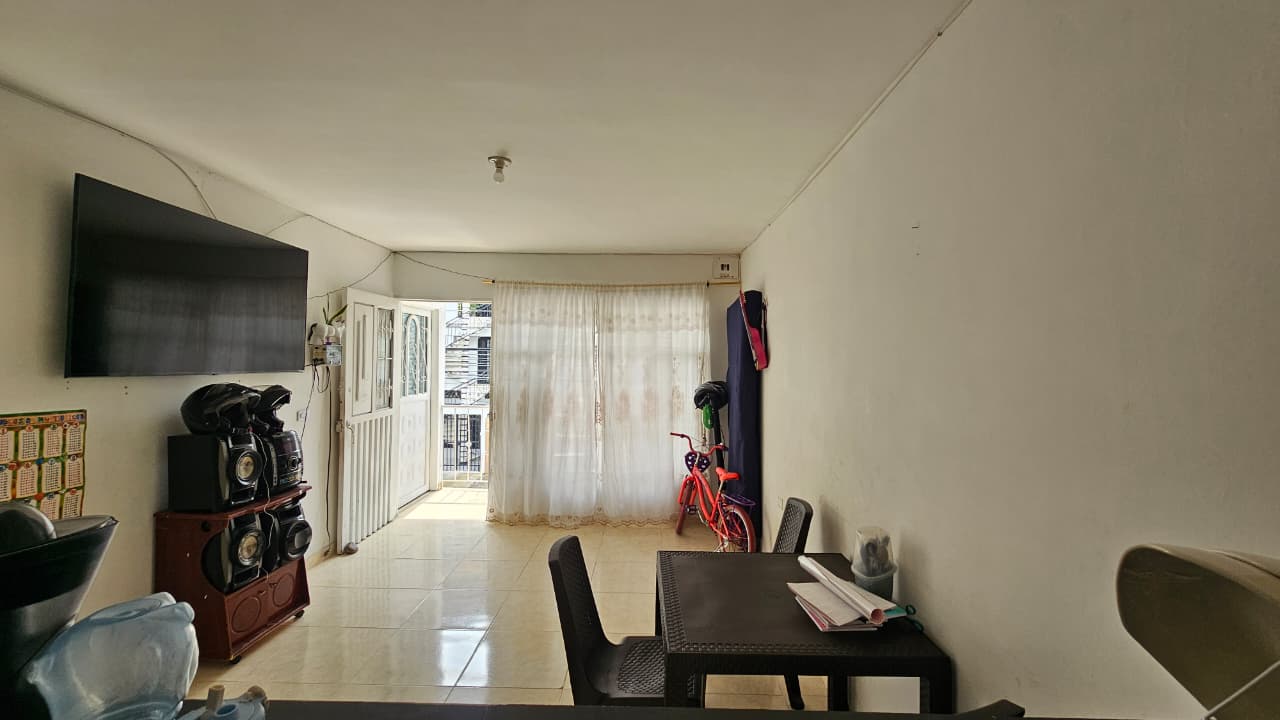 VENTA CASA CON PROPIEDAD HORIZONTAL LA UNION, SUR DE CALI