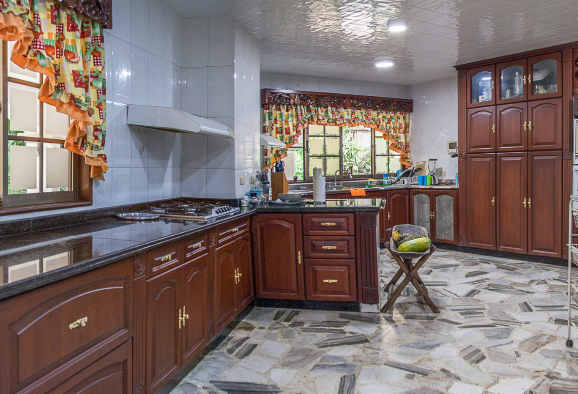 SE VENDE Y SE ALQUILA CASA CAMPESTRE EXTERNA EN PANCE