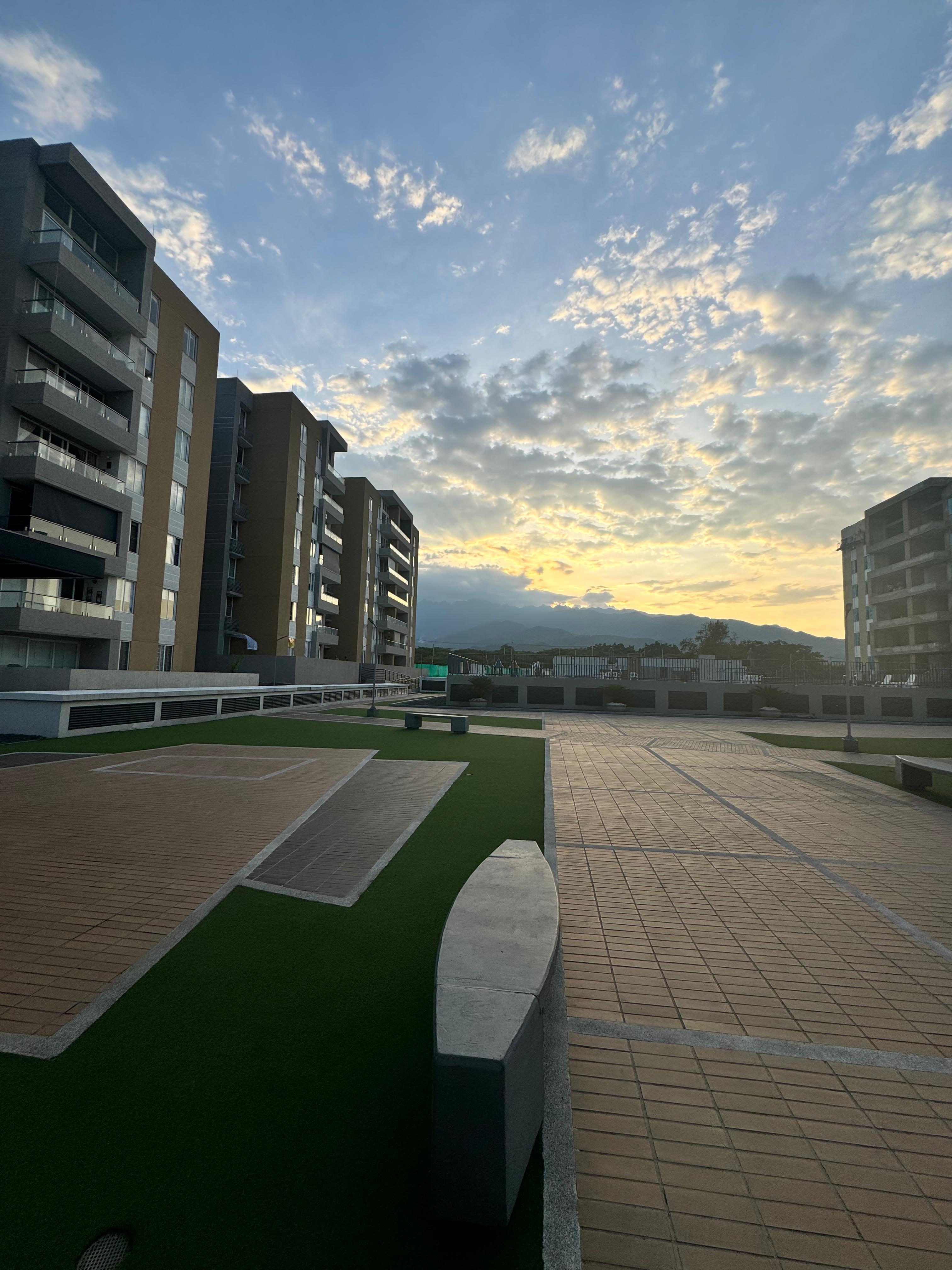 VENTA DE APARTAMENTO DE LUJO EN BOCHALEMA Y y K CALI SUR