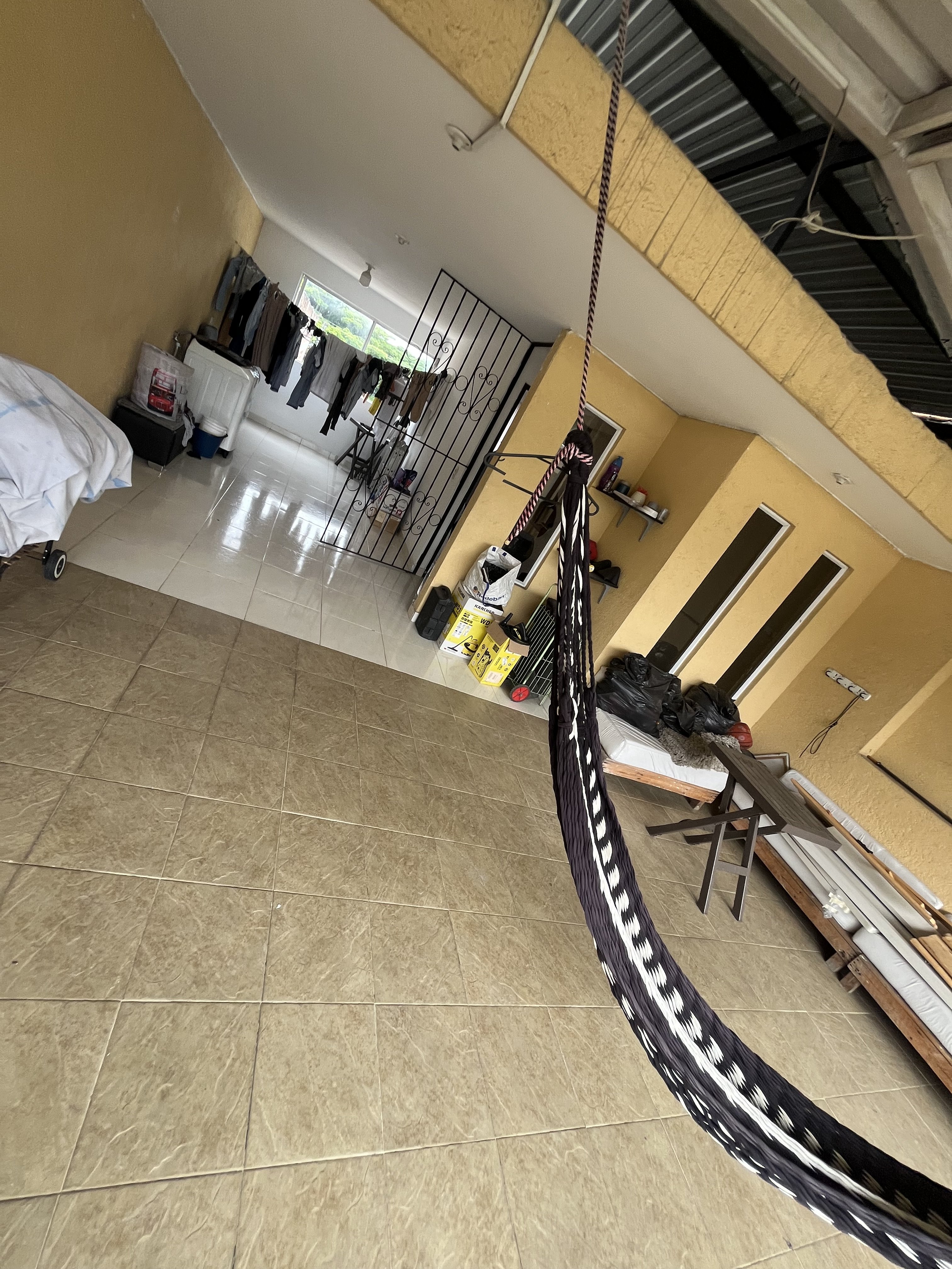 SE VENDE CASA CON 4 HABITACIONES EN EL CANEY