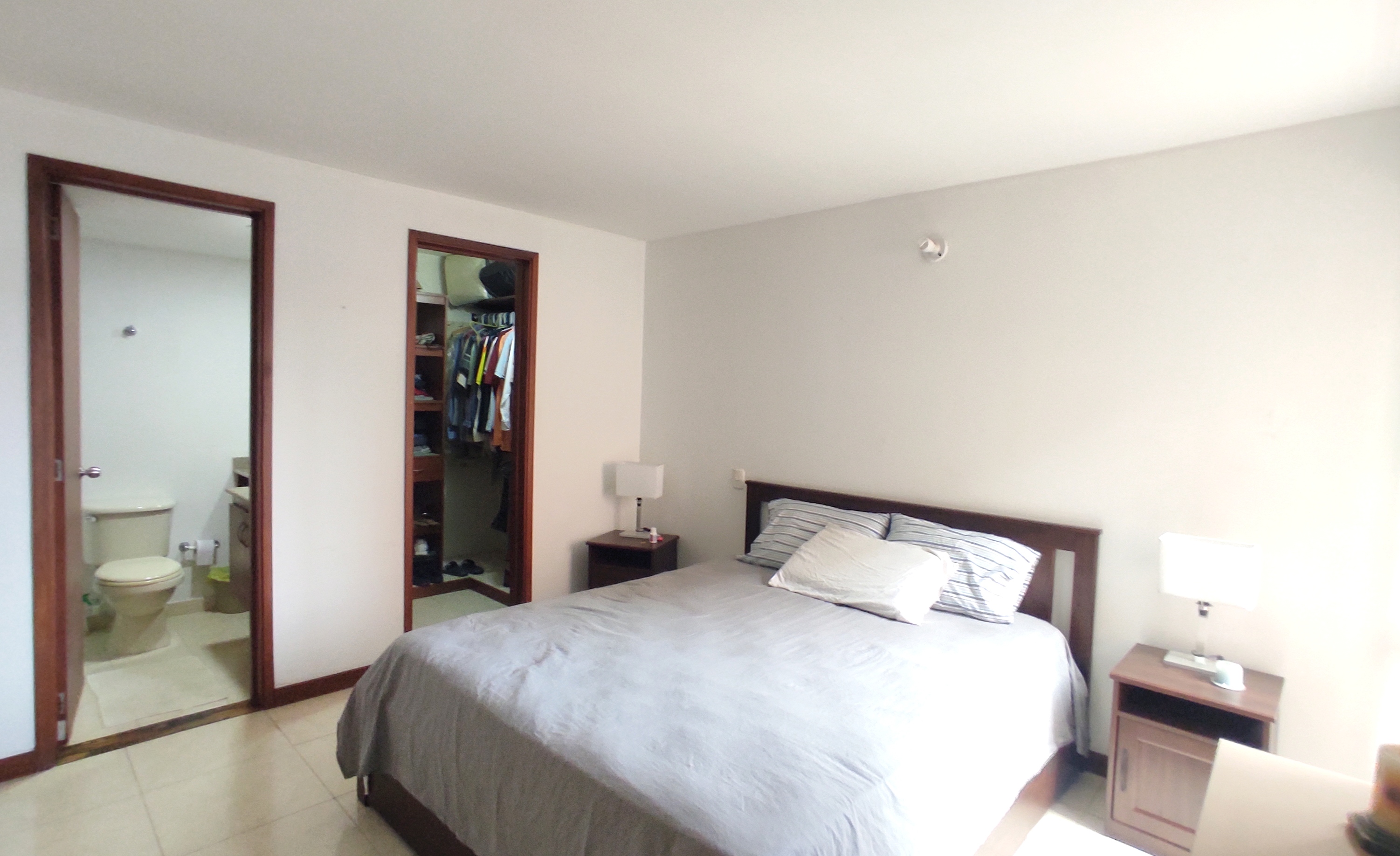 VENTA DE APARTAMENTO EN LA HACIENDA, CALI