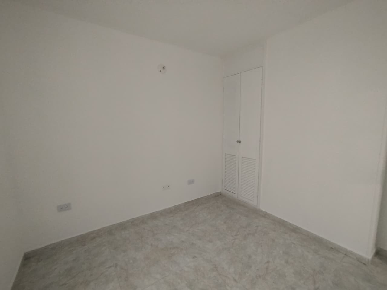 VENTA APARTAMENTO CONJUNTO PRIMERO DE MAYO 1ER PISO SUR DE CALI