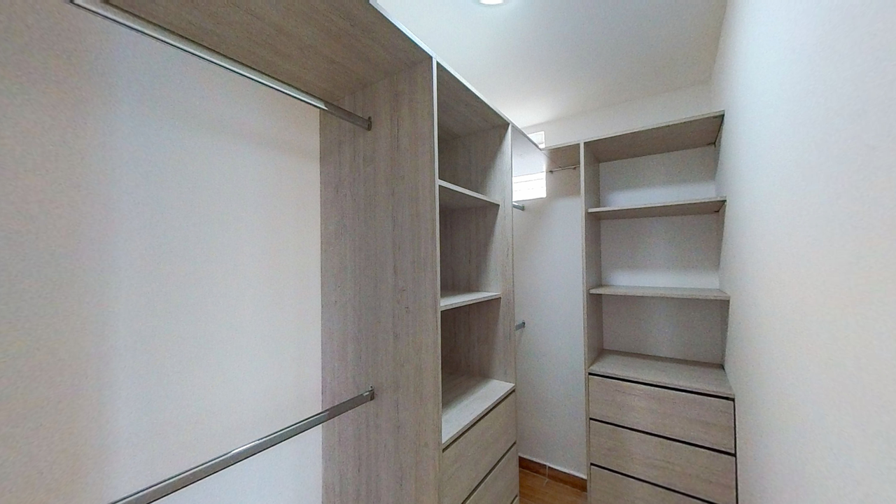 VENDO APARTAMENTO EN MODENA