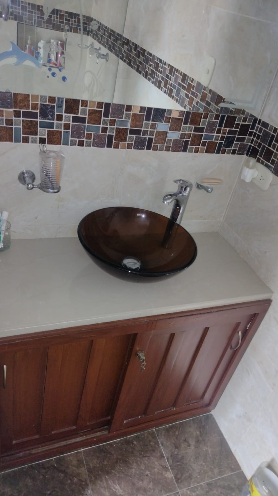 SE VENDE CASA BARRIO SANTA ISABEL