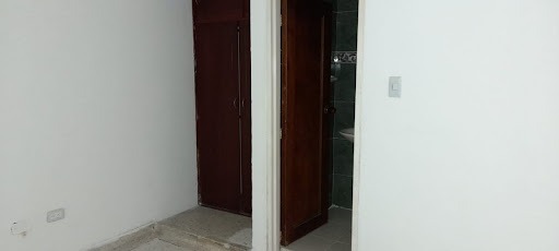 SE VENDE CASA C CORDOBA 3 PISOS INDEPENDIENTES, BENF RENTA RQ