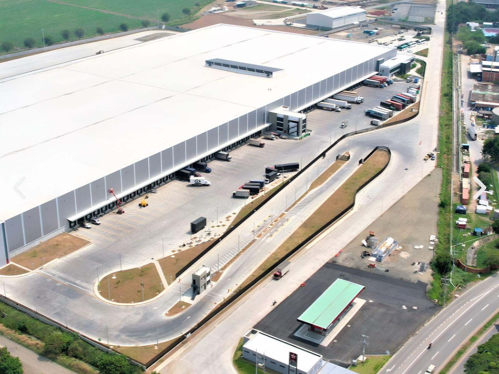 LOTE INDUSTRIAL DE 3.000MTS A 10 MINUTOS DEL AEROPUERTO DE PALMIRA