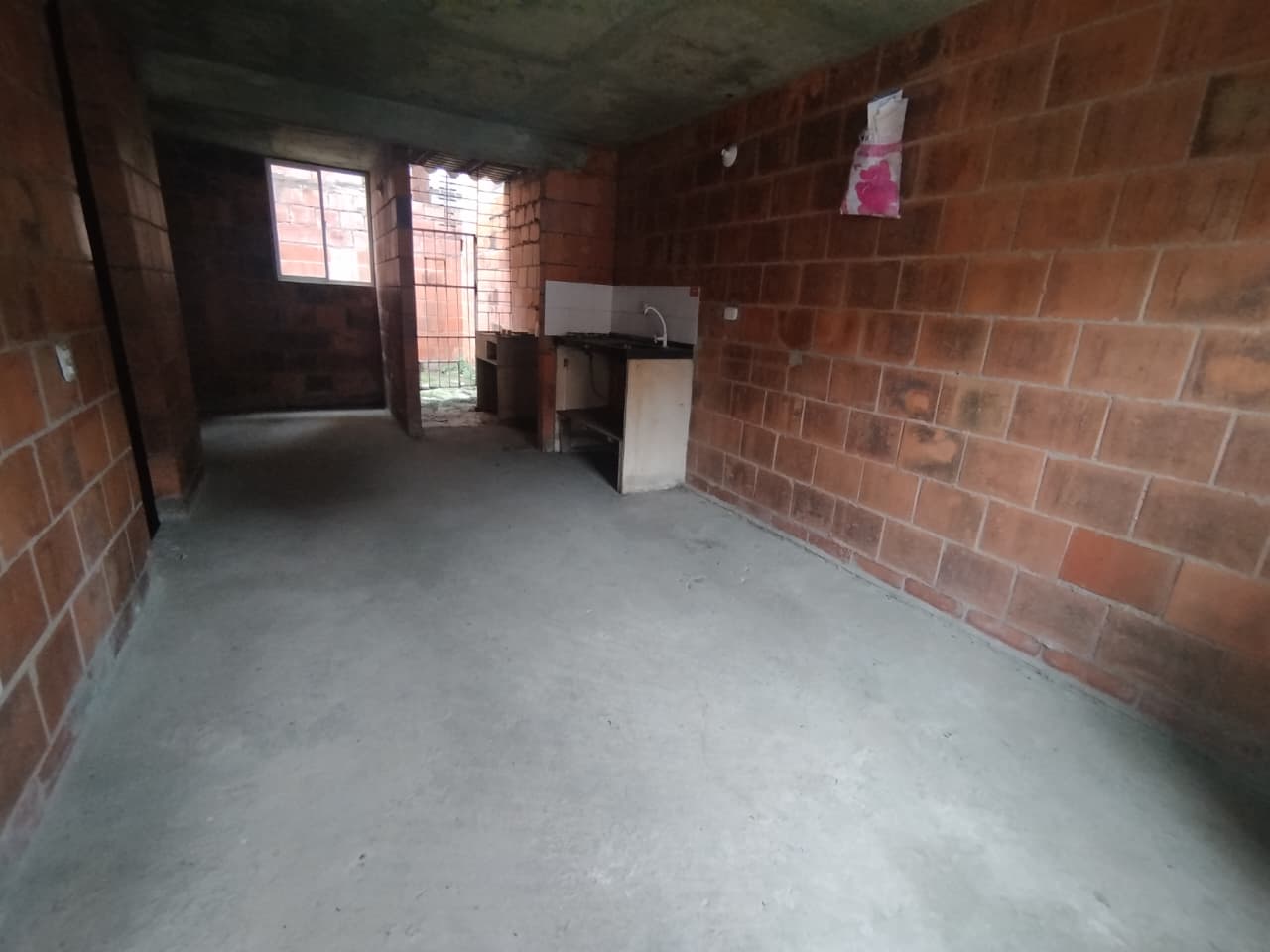 VENTA CASA 3 PISOS B. CIUDADELA LAS FLORES JAMUNDI CH