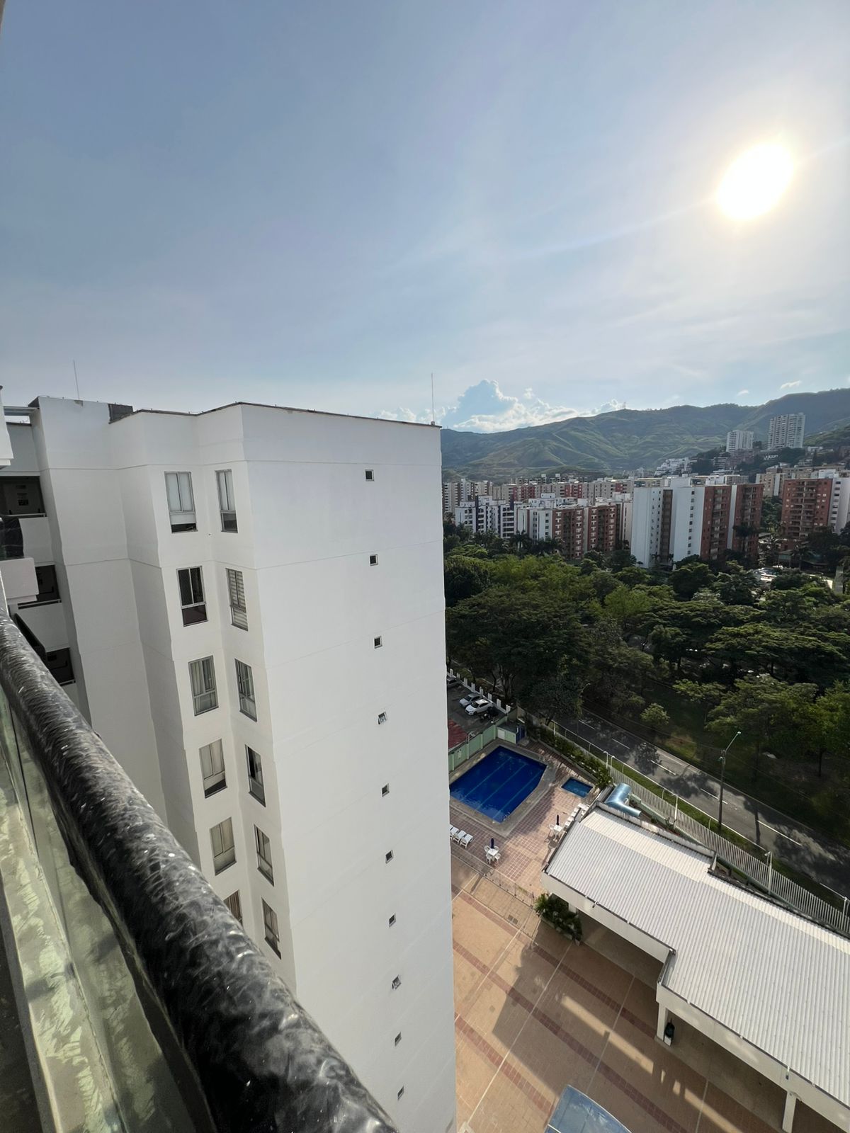 VENTA DE APARTAMENTO KERETARO DEL VIENTO, LA FLORA - CALI.