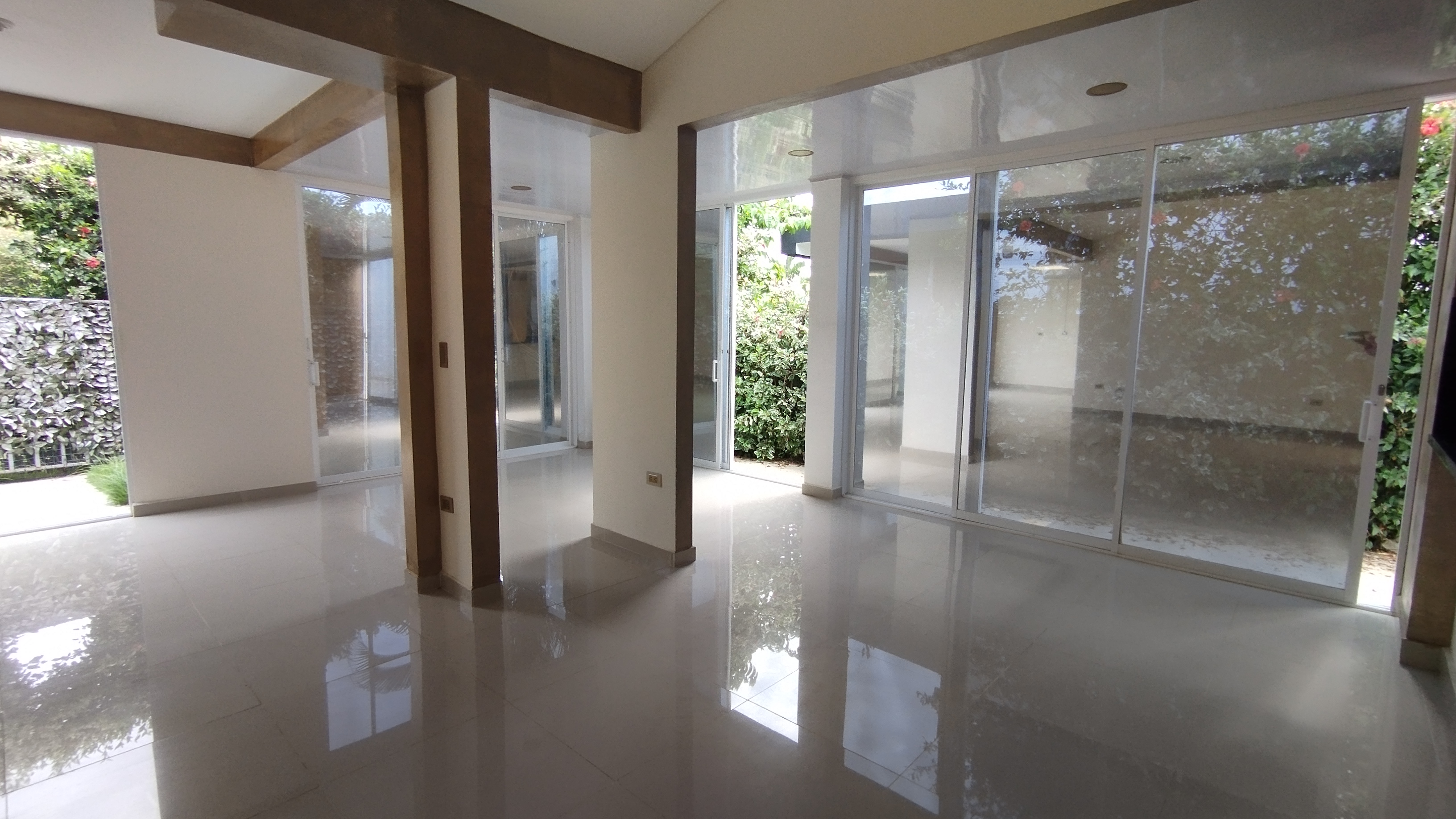 CONJUNTO RESIDENCIAL AZUCENAS DEL CASTILLO JAMUNDI