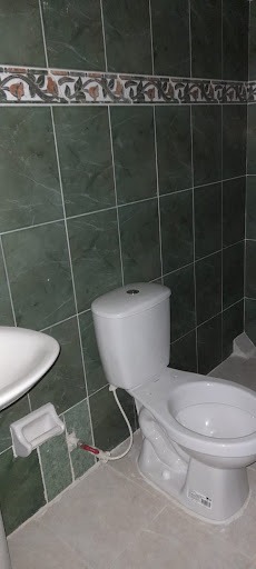 SE VENDE CASA C CORDOBA 3 PISOS INDEPENDIENTES, BENF RENTA RQ