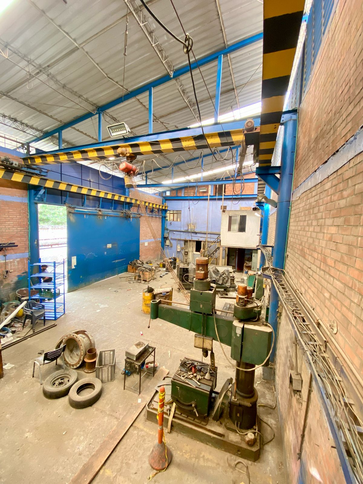 SE VENDE BODEGA DE 332MTS EN SANTA ELENA