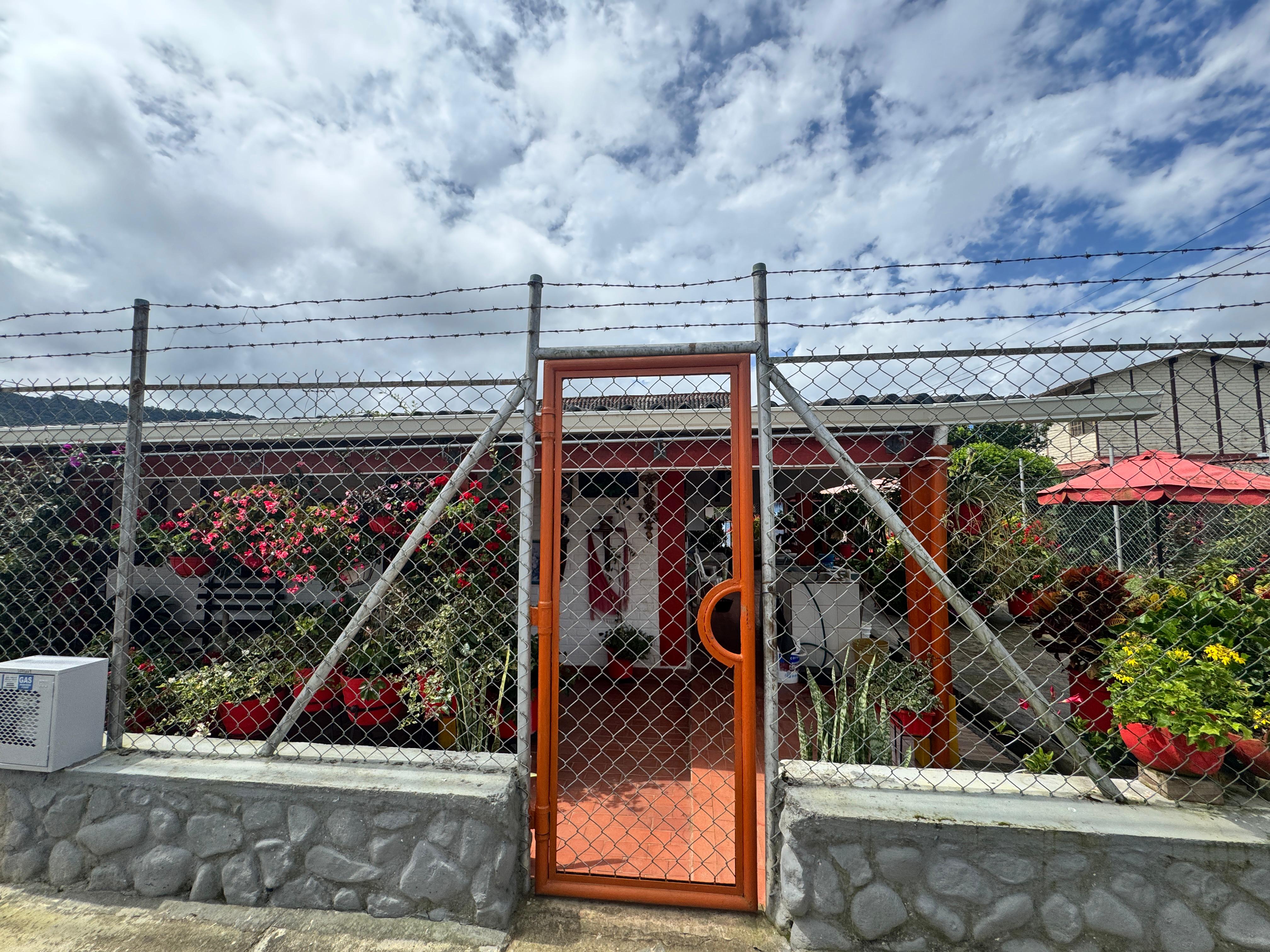 VENTA DE CASA CAMPESTRE EN EL QUEREMAL YK