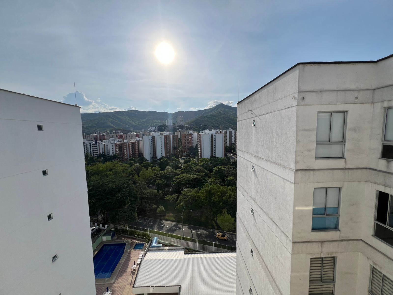 VENTA DE APARTAMENTO KERETARO DEL VIENTO, LA FLORA - CALI.