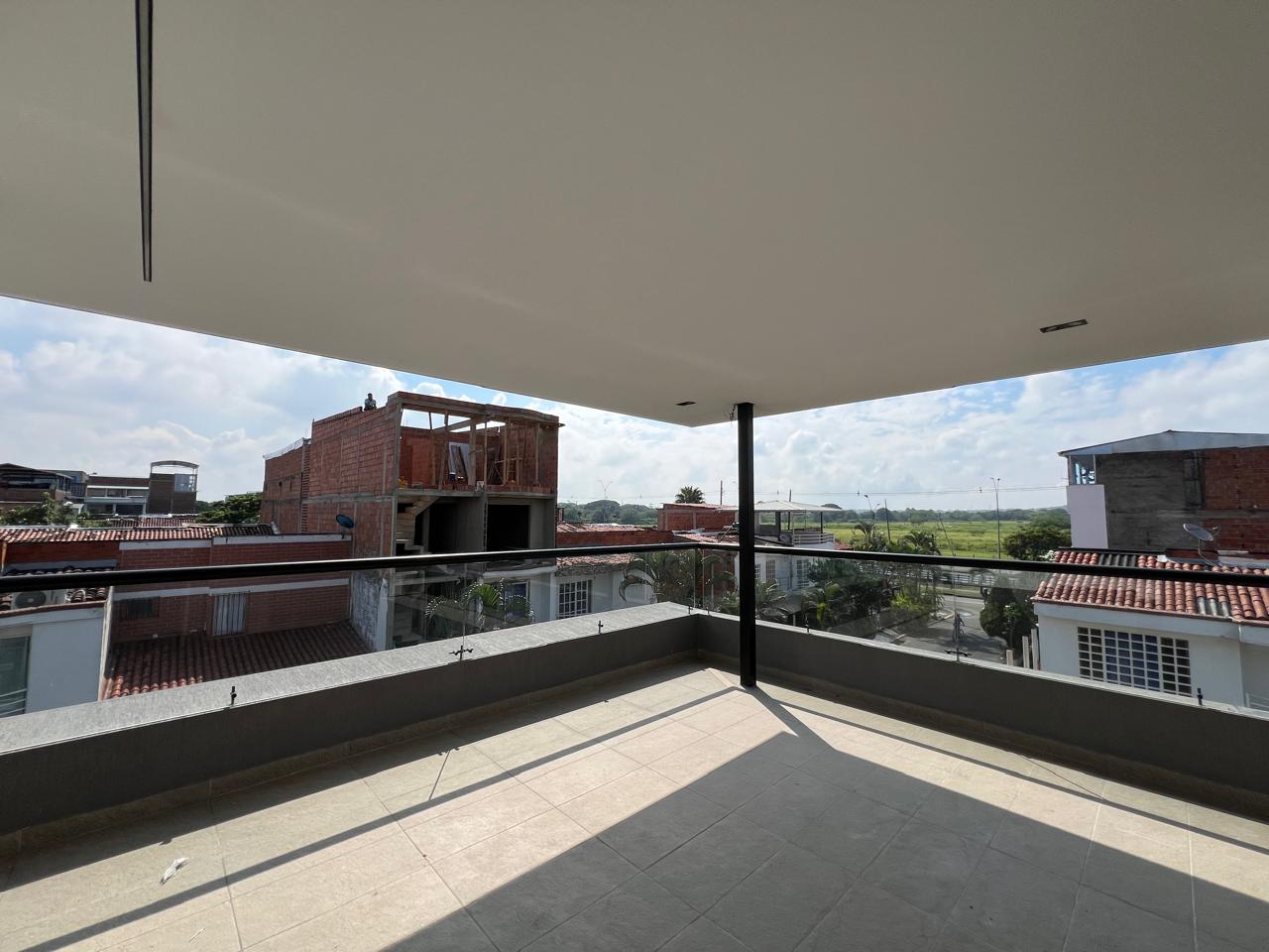 VENTA DE CASA EN CIUDAD 2000 - CALI