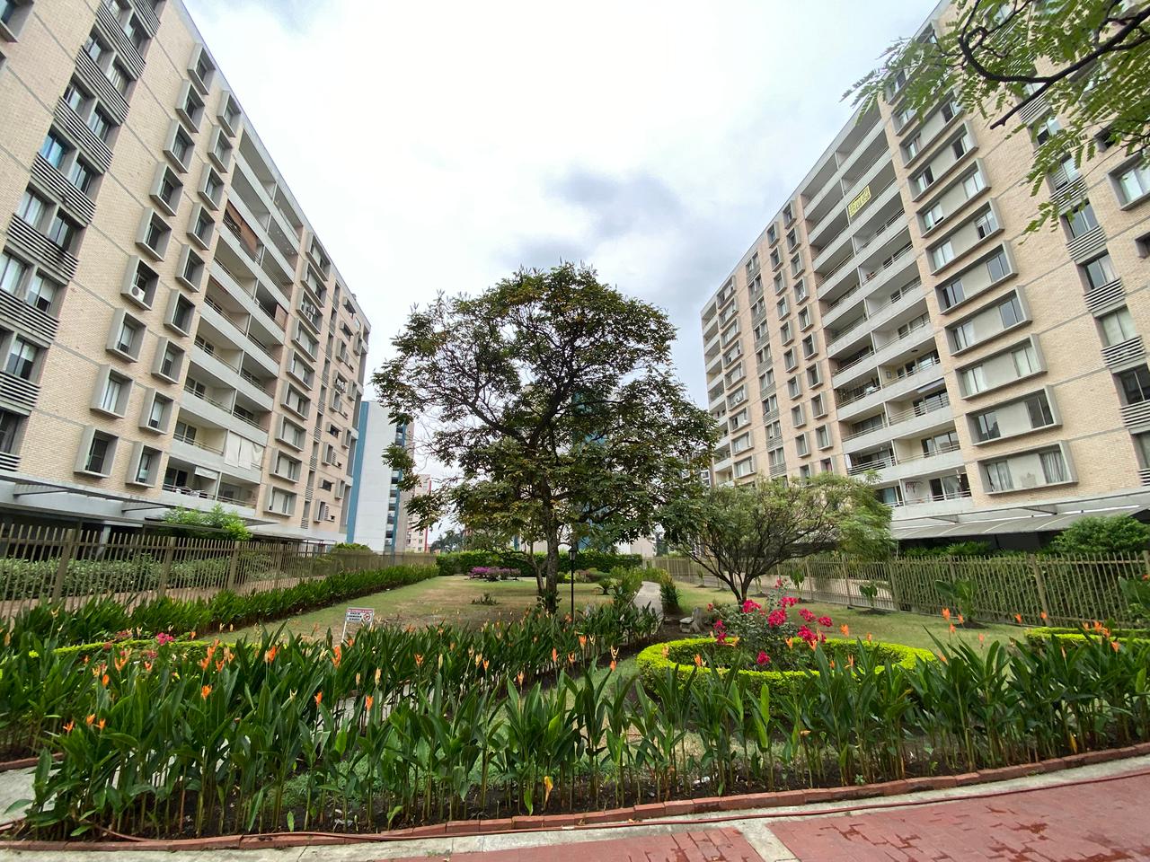 VENTA APARTAMENTO 124m2 CONJUNTO PATIOS DE LA FLORA NORTE CALI CH