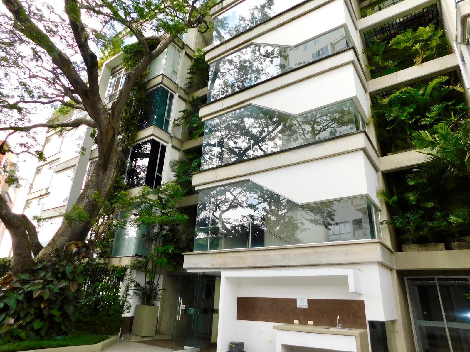 Se Vende Apartaestudio de Rentas Cortas En El Barrio Cristales KF