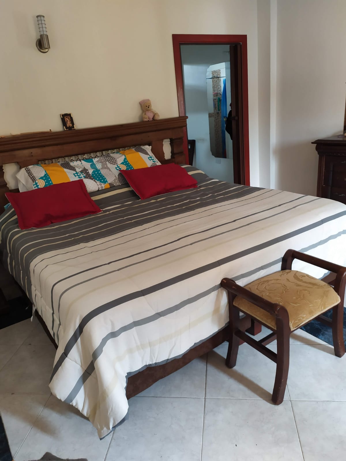 VENTA CASA COMERCIAL FRENTE A LA CARRETERA CENTRAL EL CERRITO CH
