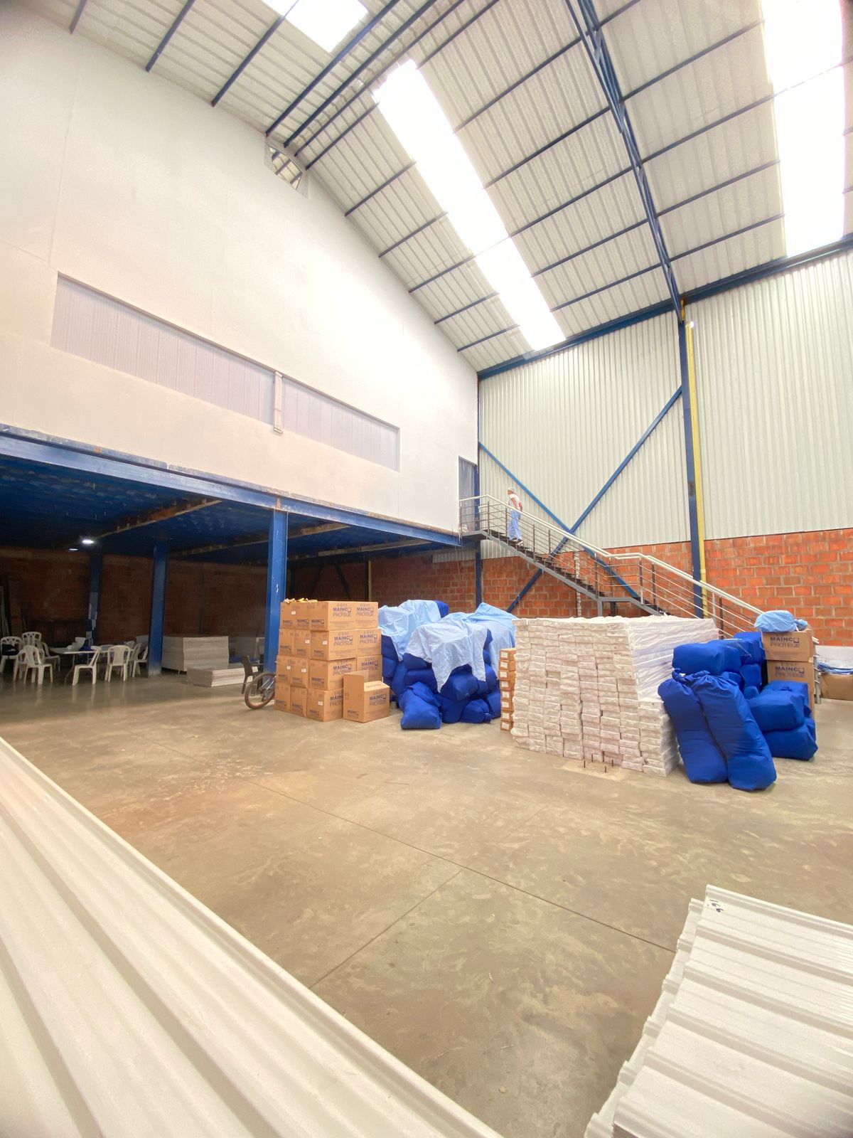 SE VENDE BODEGA DE 861MTS EN EL TRONCAL